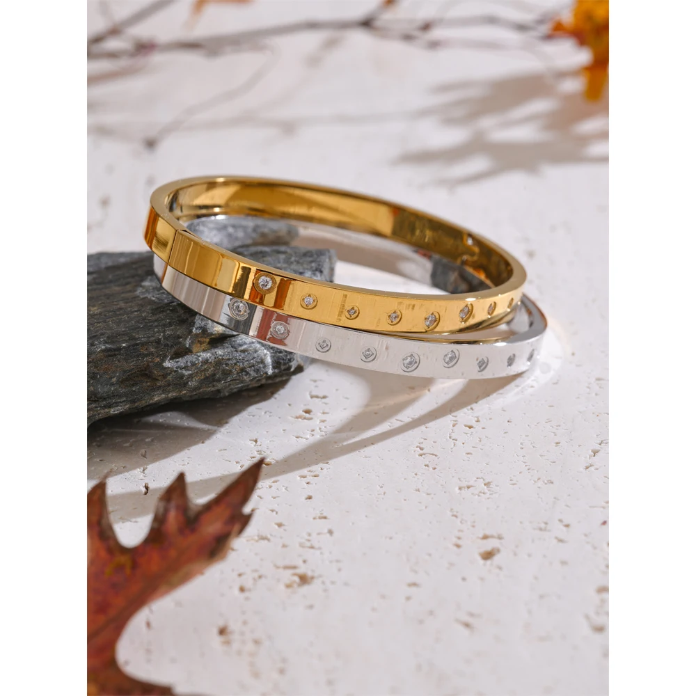 Yhpup 61mm Waterproof Stainless Steel Zirconia Round Wrist Bracelet
