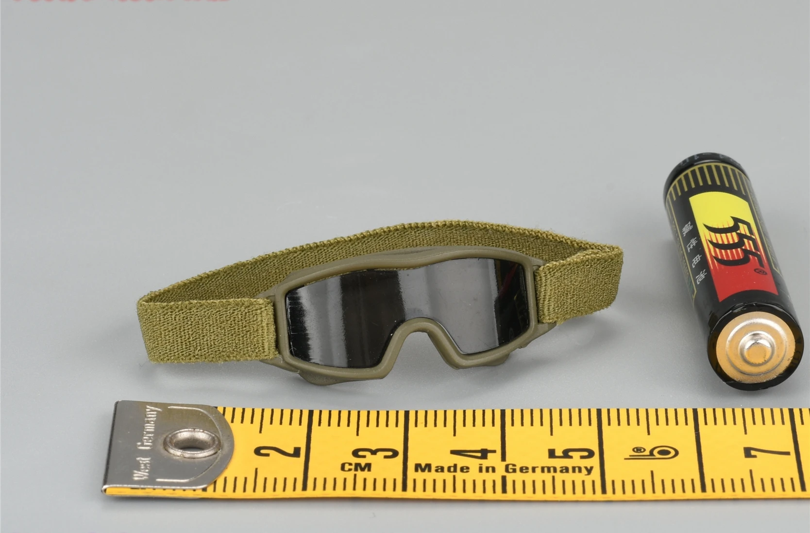 

KING'S TOY 1/6 Scale Soldier KT-8007 Goggles Model 12 '' Jungle Set