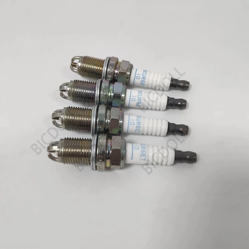 

4Pcs/6Pcs BKUR6ET-10 2397 Spark Plugs For Audi A3 A4 A6 90 100 Quattro S6 VW Beetle Golf Jetta Passat B5 101000033AA BKUR6ET10