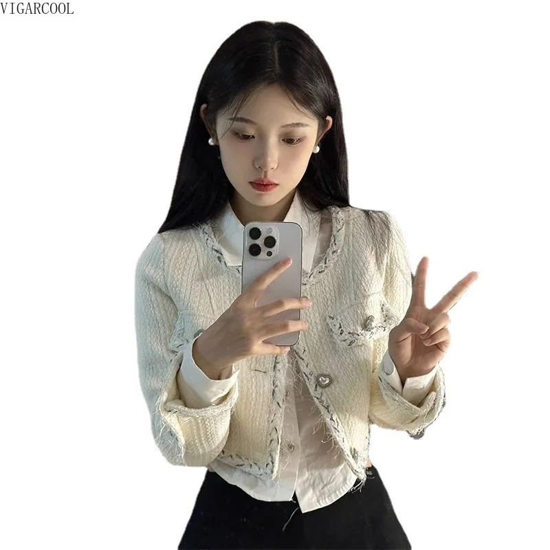 

French Celebrity Short Coat Women's 2023 Autumn New Pure and Elegant Elegance High Grade Loose Versatile Long Sleeve Top Fashion