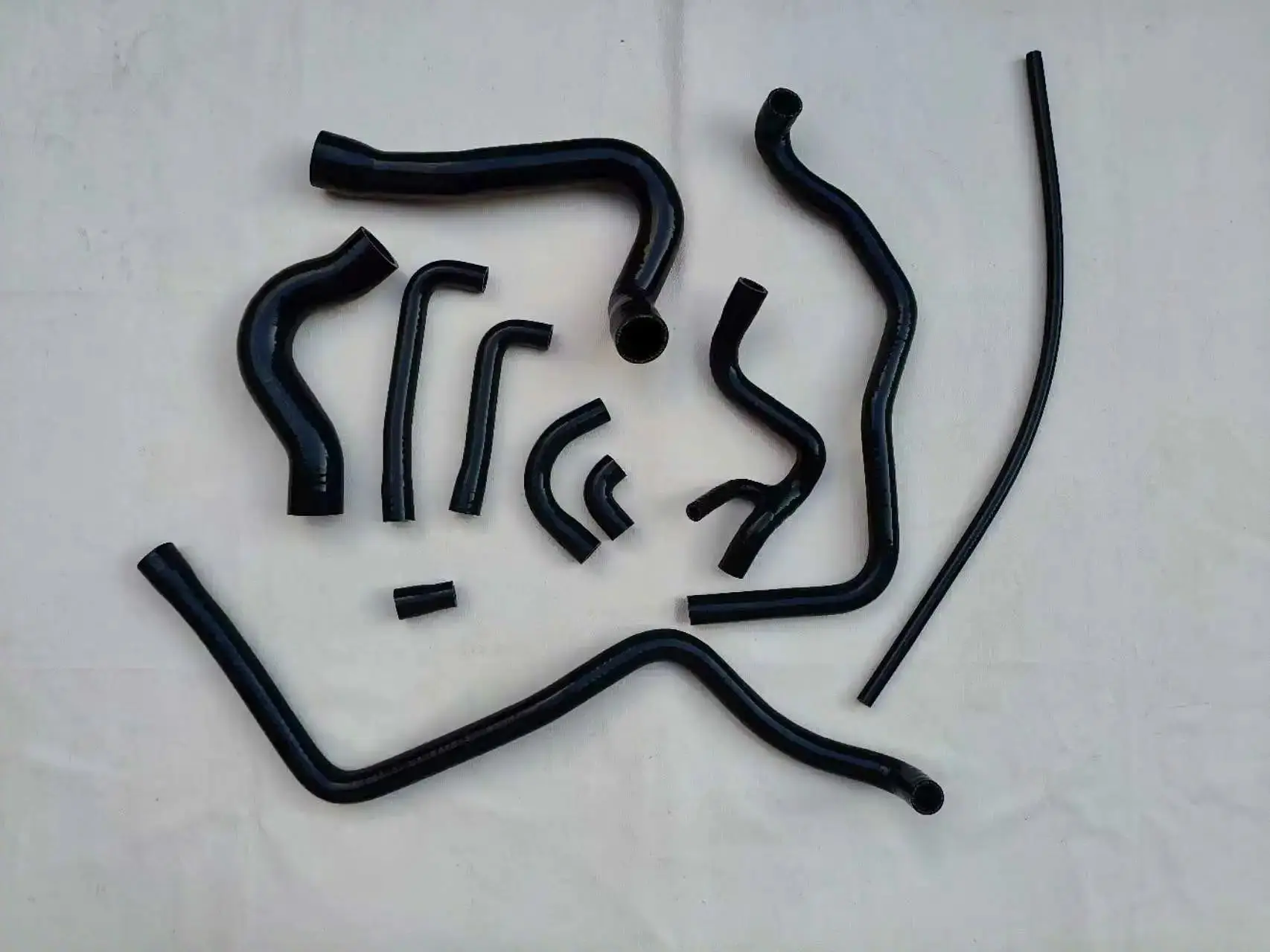 1265011882 Mercedes-Benz S W126 Tuyau de liquide de refroidissement