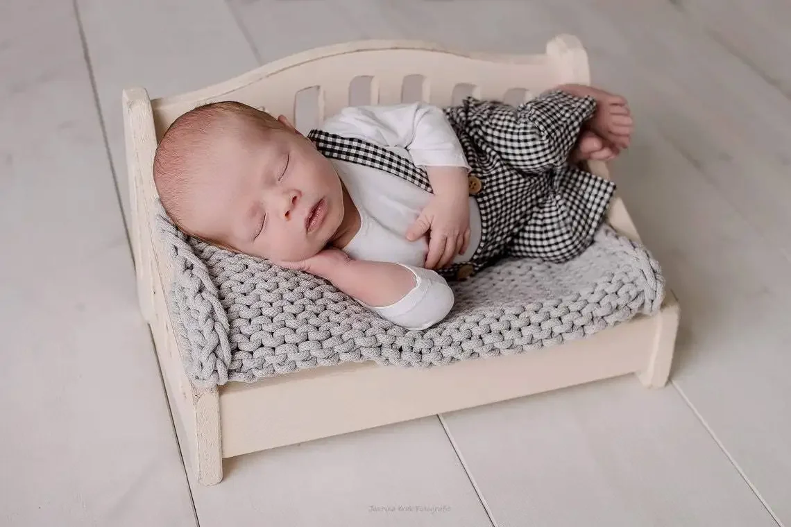 Newborn Bed Newborn Photography Porps Chair Bed Photography Posing Assisted Sofa Baby Photoshoot Props 0-1 M Baby Bed