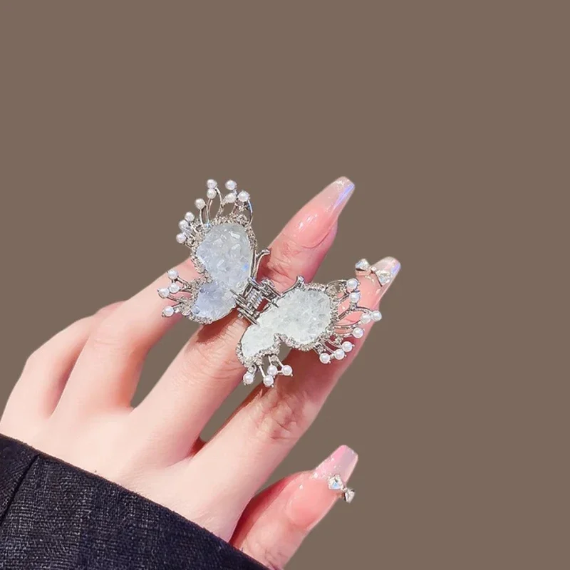 Feengrüne Kristall-Strass-Schmetterlings-Haarklammer, exquisite Damen-Haarklammer für die Rückseite des Kopfes, verlaufte Haarklammern, Retro-Haar-Accessoires – Detail 5