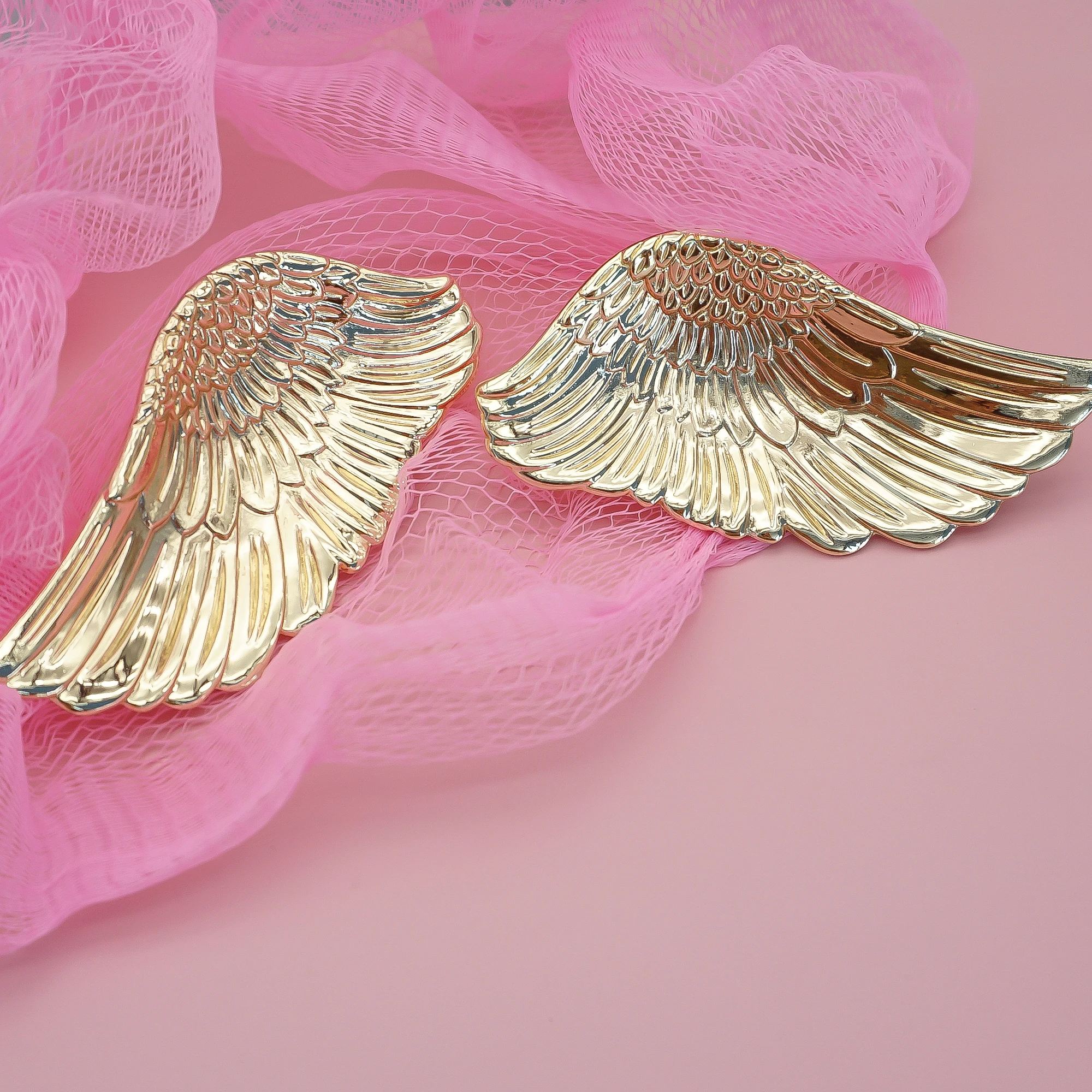 Creative Handles for Furniture Wing Shape Hardware Handles Zinc