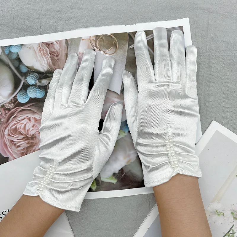 

TG-24 Elegant Wedding Bridal Gloves Smooth Satin Pearls Bridesmaid Women Pageant Perform Prom Short Fingers Gloves