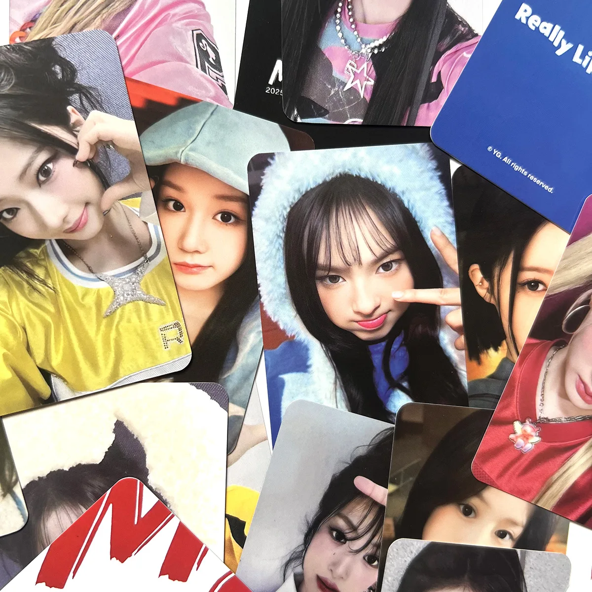 Kpop Idol BABYMONSTER Photocards NEW Album HELLO MONSTER AHYEON CHIQUITA HARAM RORA ASA Lomo Cards Photo Card Fans Merc