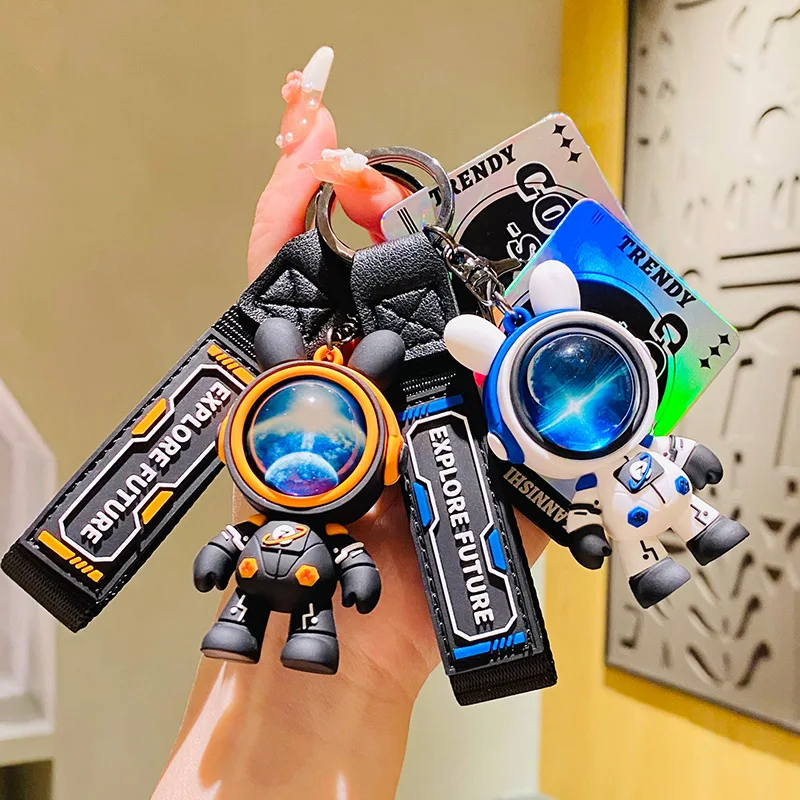 

Creative Travel To The Stars Key Chain Astronaut Doll Fashion Car Cute Anime Key Chain Bags Pendant Small Gift Wholesale