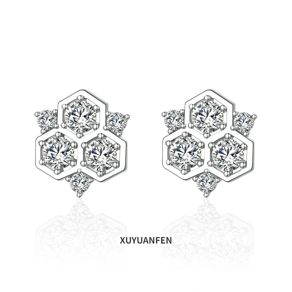 

XUYUANFEN Cross Border New Women's 925 Sterling Silver Honeycomb Earrings, Unique Design Sense, Versatile Fashion in Europe