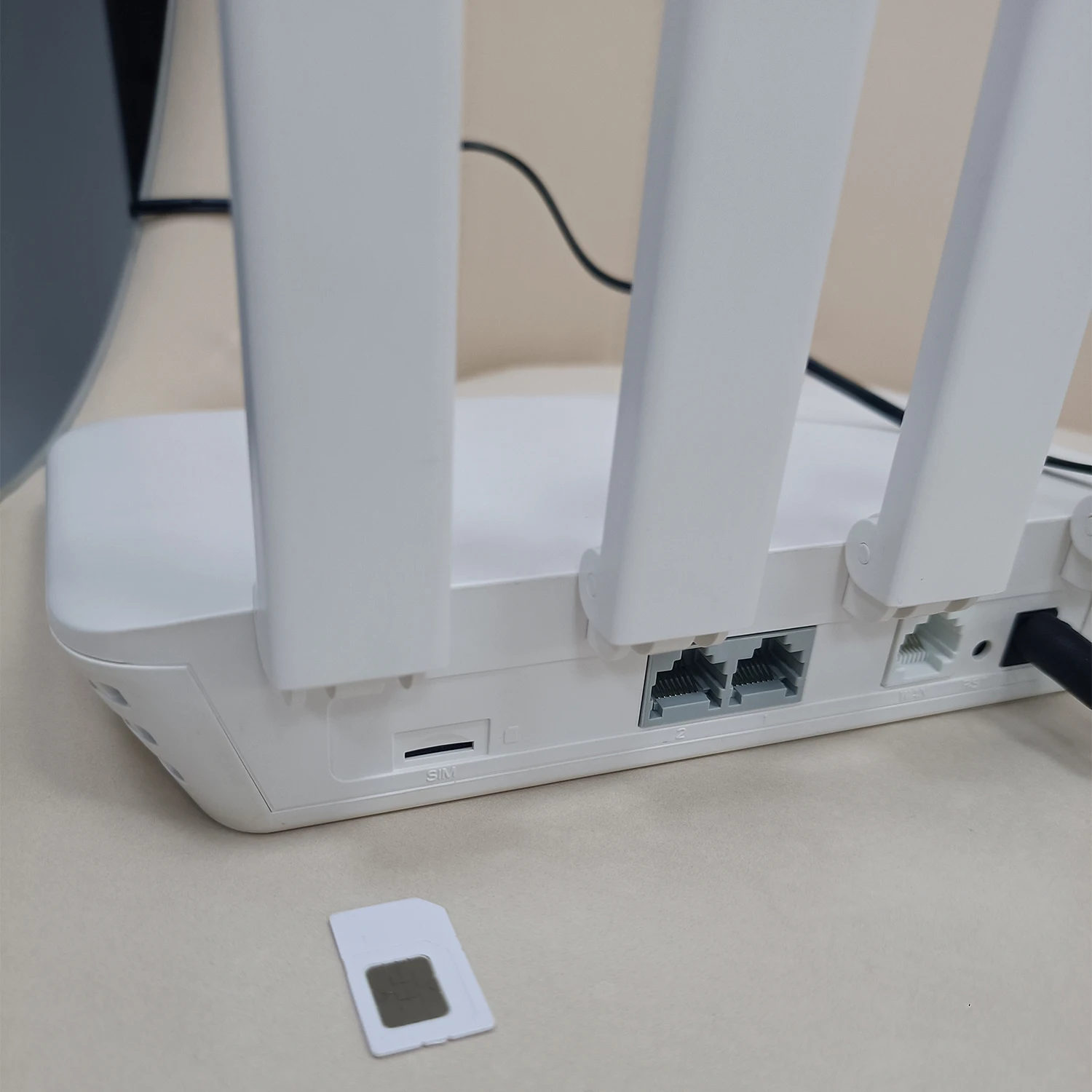 Roteador Zbt 4g com Antena de Alto Ganho Modem 300mbps Ec200aeuha Cartão Sim x Lan Amplificador de Sinal Externo We2805-c - Imagem 5