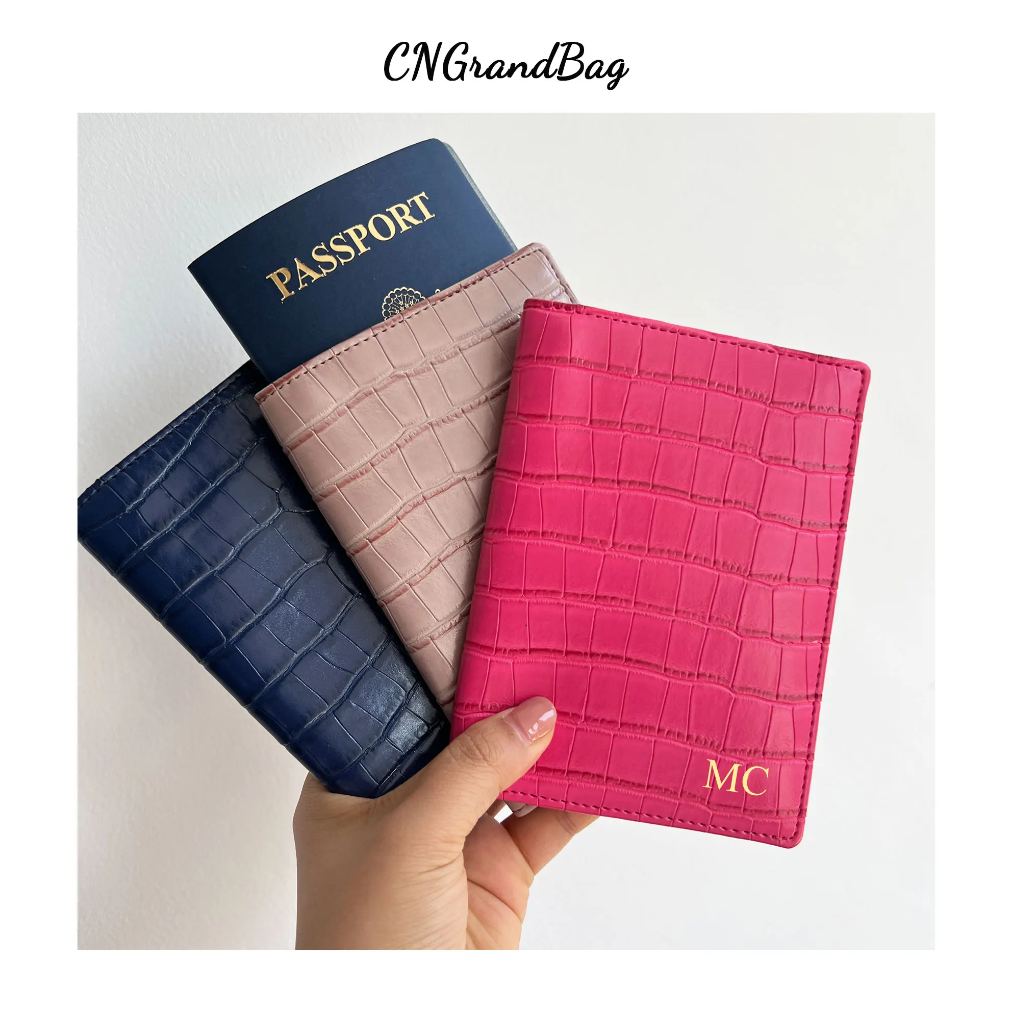 CustomLettersEmbossedCrocodileLeatherPassportHolderCoverMen