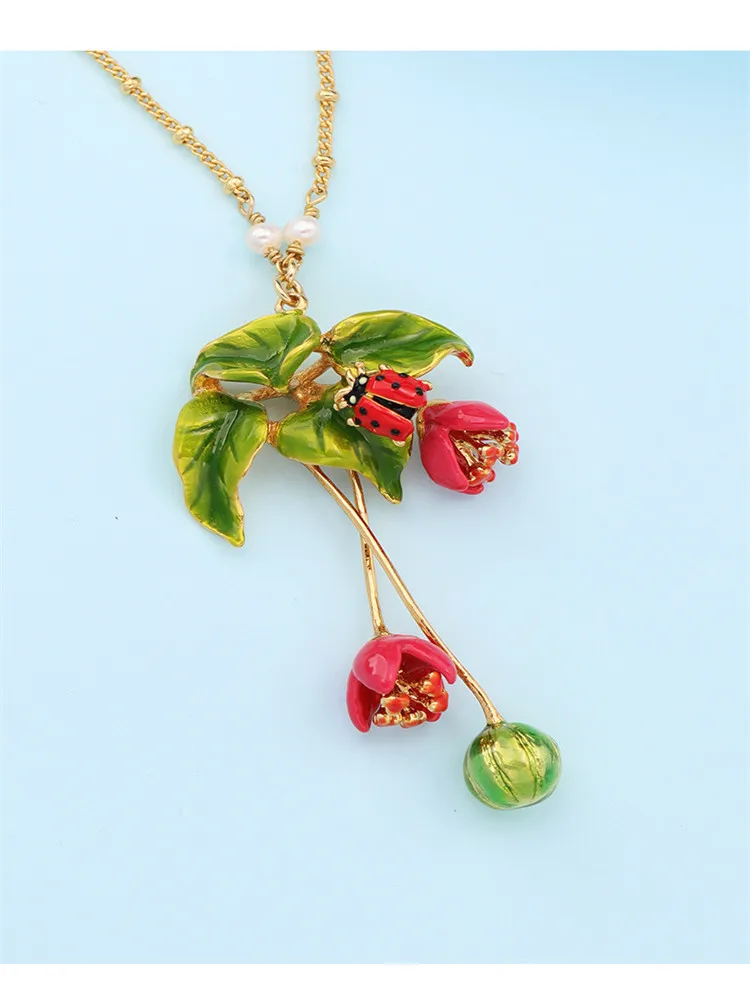 

New Fashion Personality Temperament Jewelry Hand-painted Enamel Flower Necklace Minimalist Tassel Pendant Collar Chain