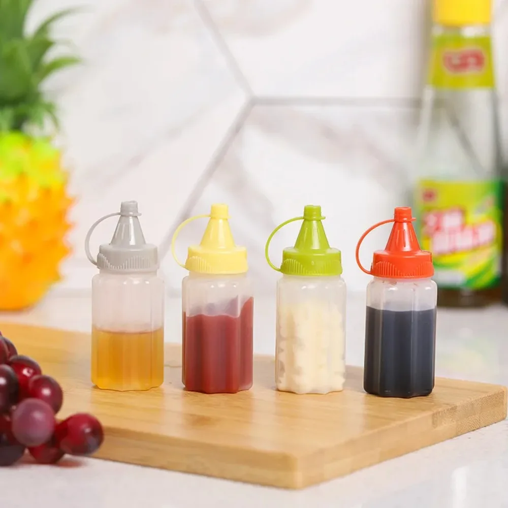 4PCS Mini Squeeze Bottles Ketchup Condiment Sauce Bottle Honey Mustard Salad Dressing Sauce Bento Container Kitchen Accessories