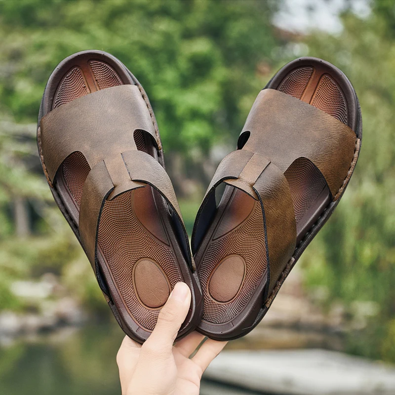 Soft Slippers Summer Slippers Anti Slip Sandals Men Shoes Mens Slip on Shoes Genuine Leather Slippers Summer Antiskid Beach Luxury Sandals Non-slip Men's Casual Sandal Soft Penny Shoes