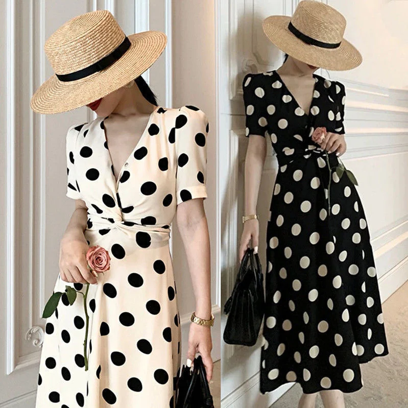 

Oversized French V-neck Polka Dot Dress Women's Summer Fat Mm High Grade Over Knee Tea Break Skirt 200 Catties Elegant Fashion