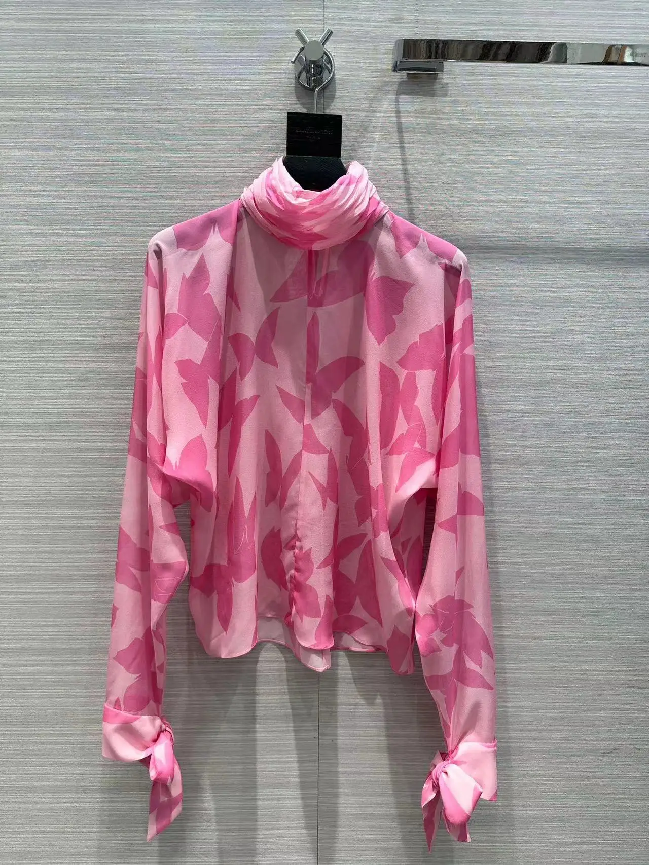 

Fyion Runway Sweet Silk Blouses Bow Long Sleeve Elegant Shirt Butterfly Print Tops 2023 Designer Brand Fall New