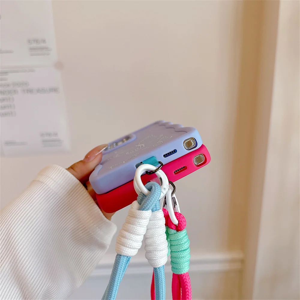 Étui de téléphone avec dragonne en silicone ondulé pour Samsung S24 S23 S22 Ultra S21 FE A55 A54 A53 A52 A35 A15 A12 A05 5G_voghion.com