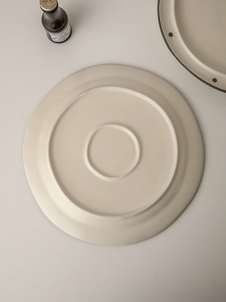 8.5 Inch Matte Dot Style Plate Ceramic Wave Point Plate Retro Irregular Dessert Home Use Tableware Serving Beige