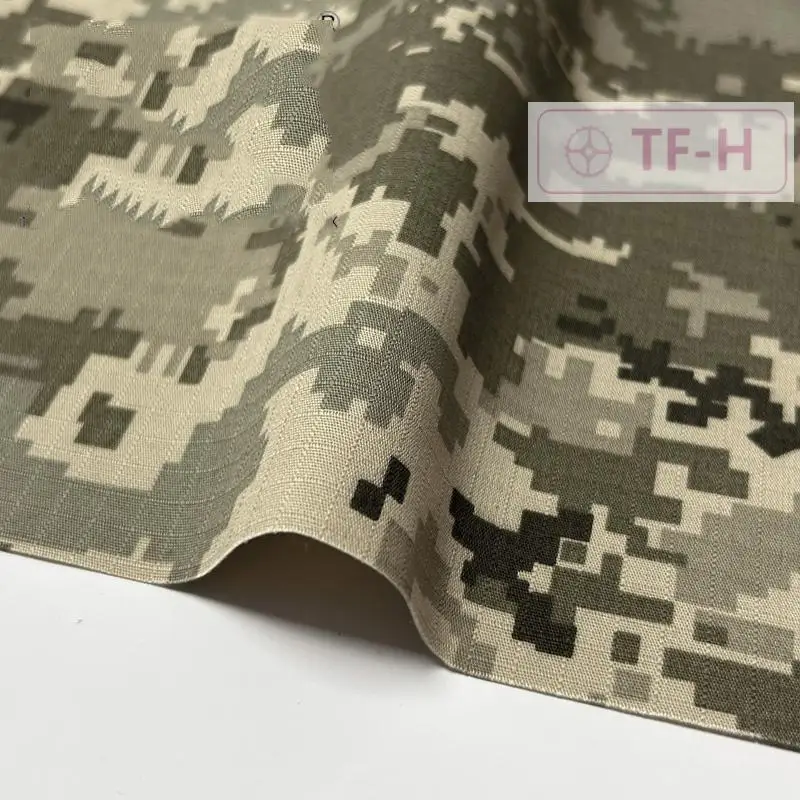 MM14 Tessuto per abbigliamento da allenamento per esterni traspirante resistente all'usura in cotone poliestere mimetico 150 cm di larghezza * 100 cm di lunghezza