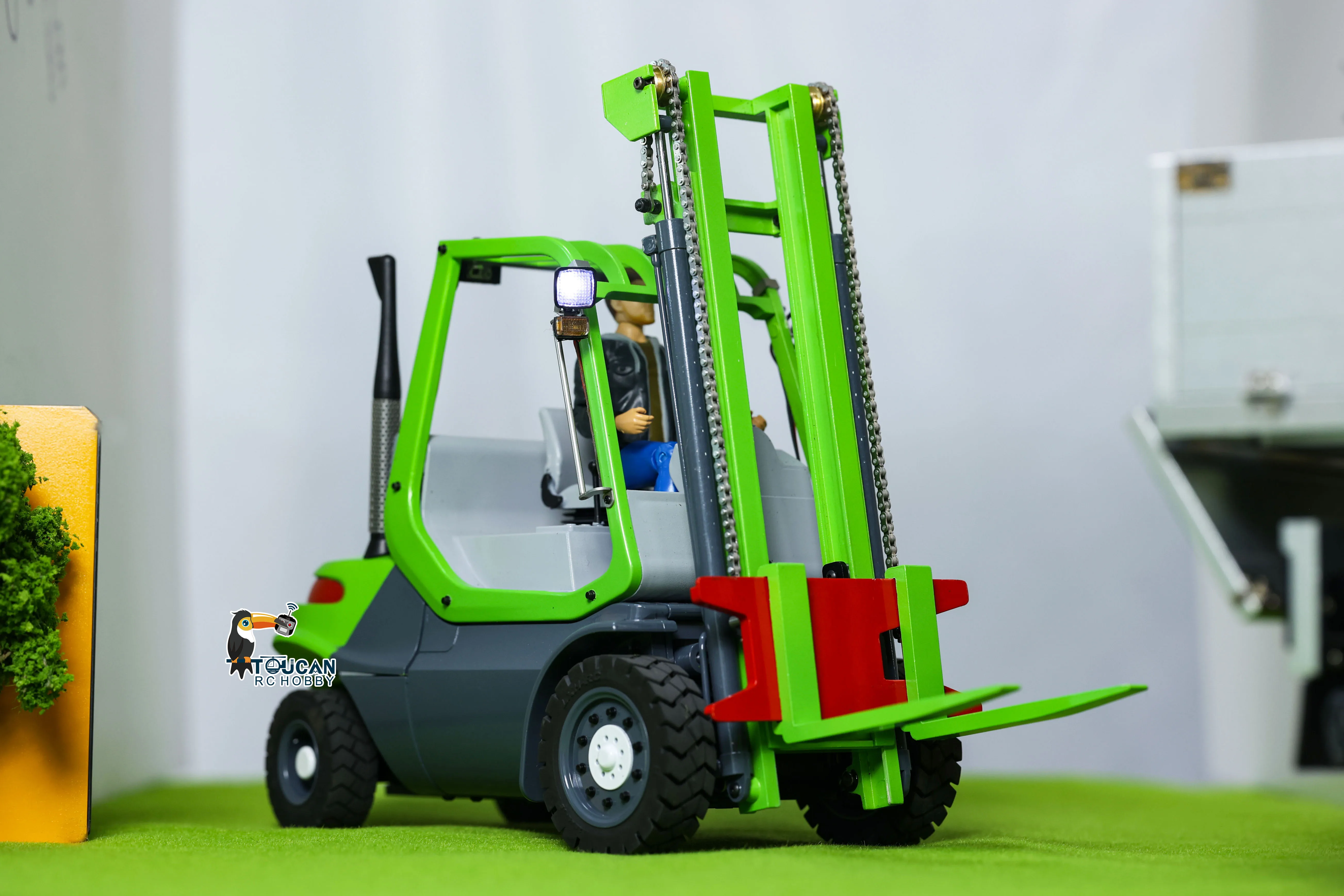 1/14 RTR Mini RC Hydraulic Forklift Metal Wheeled Transfer Car DIY Painted Finished Folk Lift Truck Cars Vehicle Model Boys Toys 5