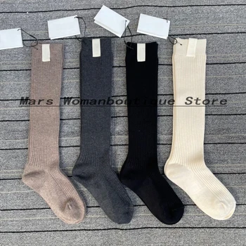 세로 줄무늬 천 라벨 더블 바늘, 중간 높이 무릎 길이, 트렌디 파일 양말, 가벼운 럭셔리, 고품질 단색