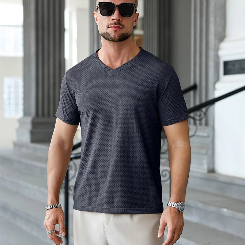 PlatiNum Men's T-shirt Styling Example 1