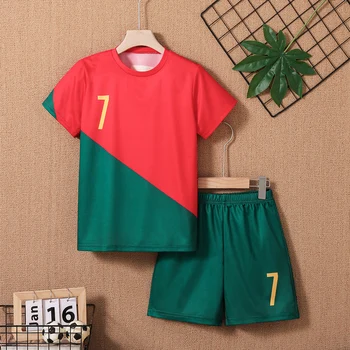2025 Youth and Children Red and Green Splicing Color No. 7 Legend Quick-drying Sports Football Suit Set 1