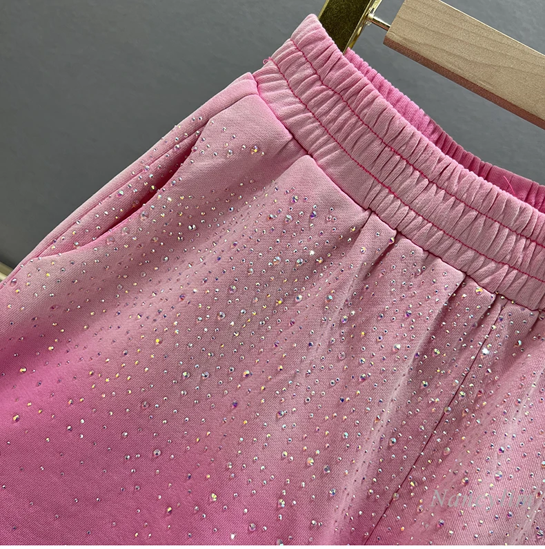 Casual Gradient Shorts Women's Summer 2024 New High Waist Loose and Slimming Heavy Embroidery Hot Drilling Wide Leg Hot Pants