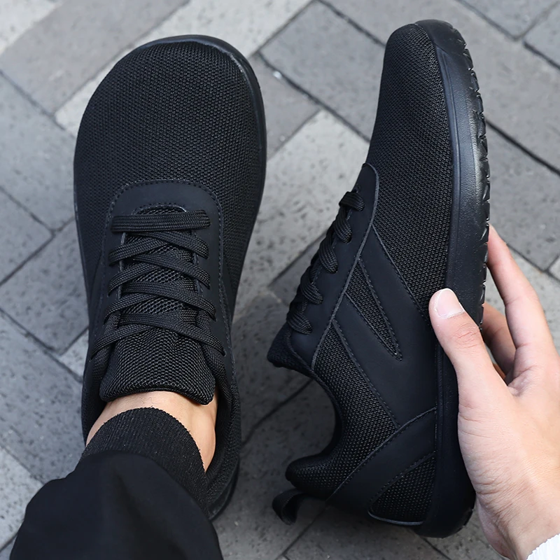 נעלי רגל חשוף לגברים עם סוליית פתוחה, קצה רחב, נעלי הליכה ספורט רחוביות ונוחות, מודל חדש 2025 סקייטבורד