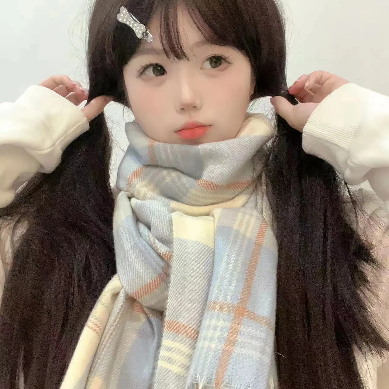 

Scarf Women's Winter 2024 New Thickened and Warm Imitation Cashmere Plaid Shawl Korean Version Versatile Tassel Neck Wholesale