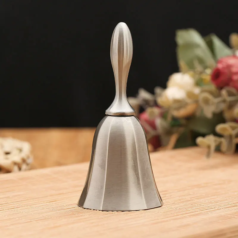 Metal Bronze Retro Hand Cranked Clock Used for Wealth Home Decoration, Bars, Restaurants, Vegetable Clocks, Fashion Crafts