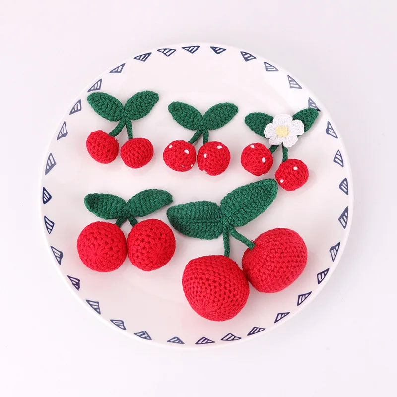 Crochet Fruit Ornament 5Pcs 2CM Braid Hand Hook Cherry Hand-knitted Green Leaf Red Cherries Crafts DIY Pendant Clothing Accessories cereja de croch&ecirc;