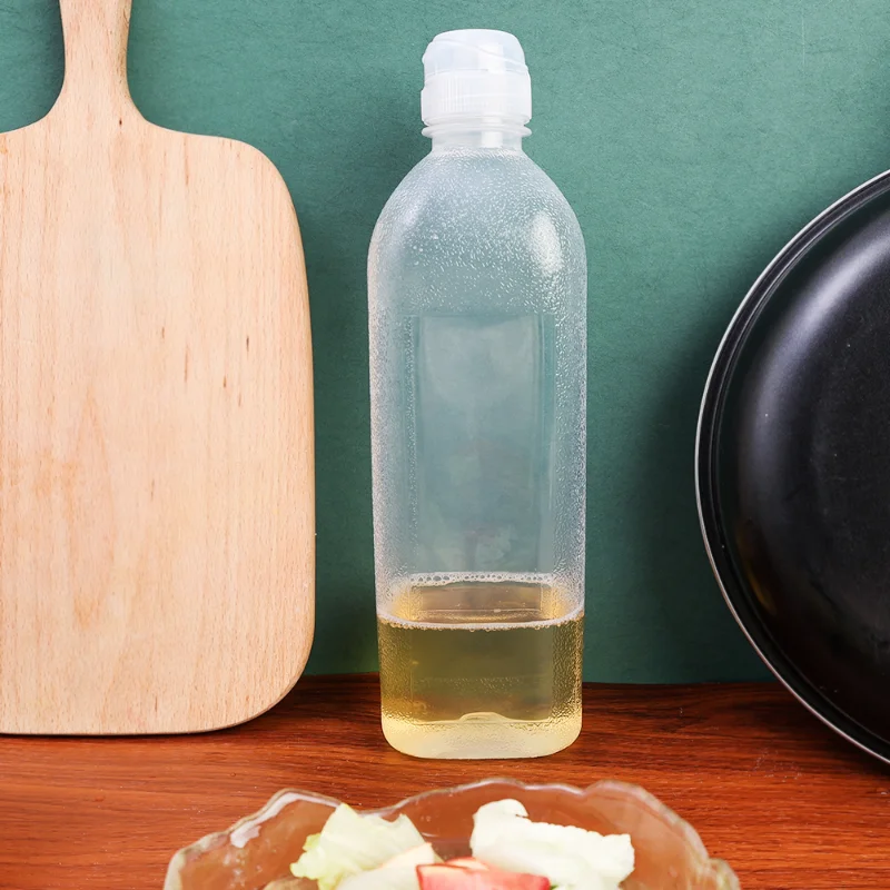 Squeeze Seasoning Bottles oil spray bottle oil bottle 1000ML Multifunction Sauce Oil Bottle Screaming Oil Control Bottle High Temperature Resistance Soy