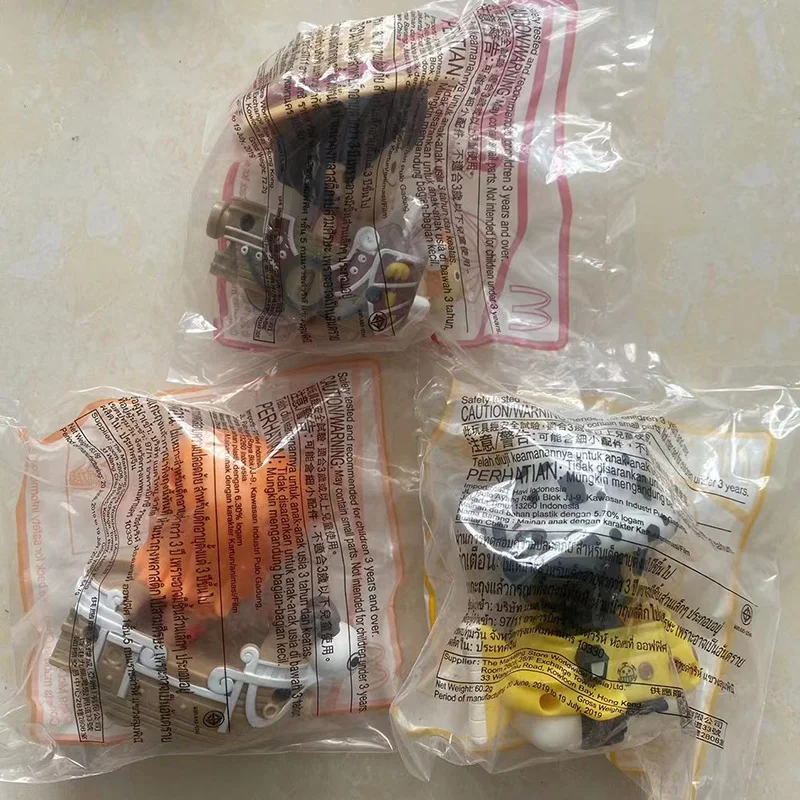 One Piece Action Figure Nami Rufy Law Cartoon Cute Figure Model Ornament Bulk Children Toys