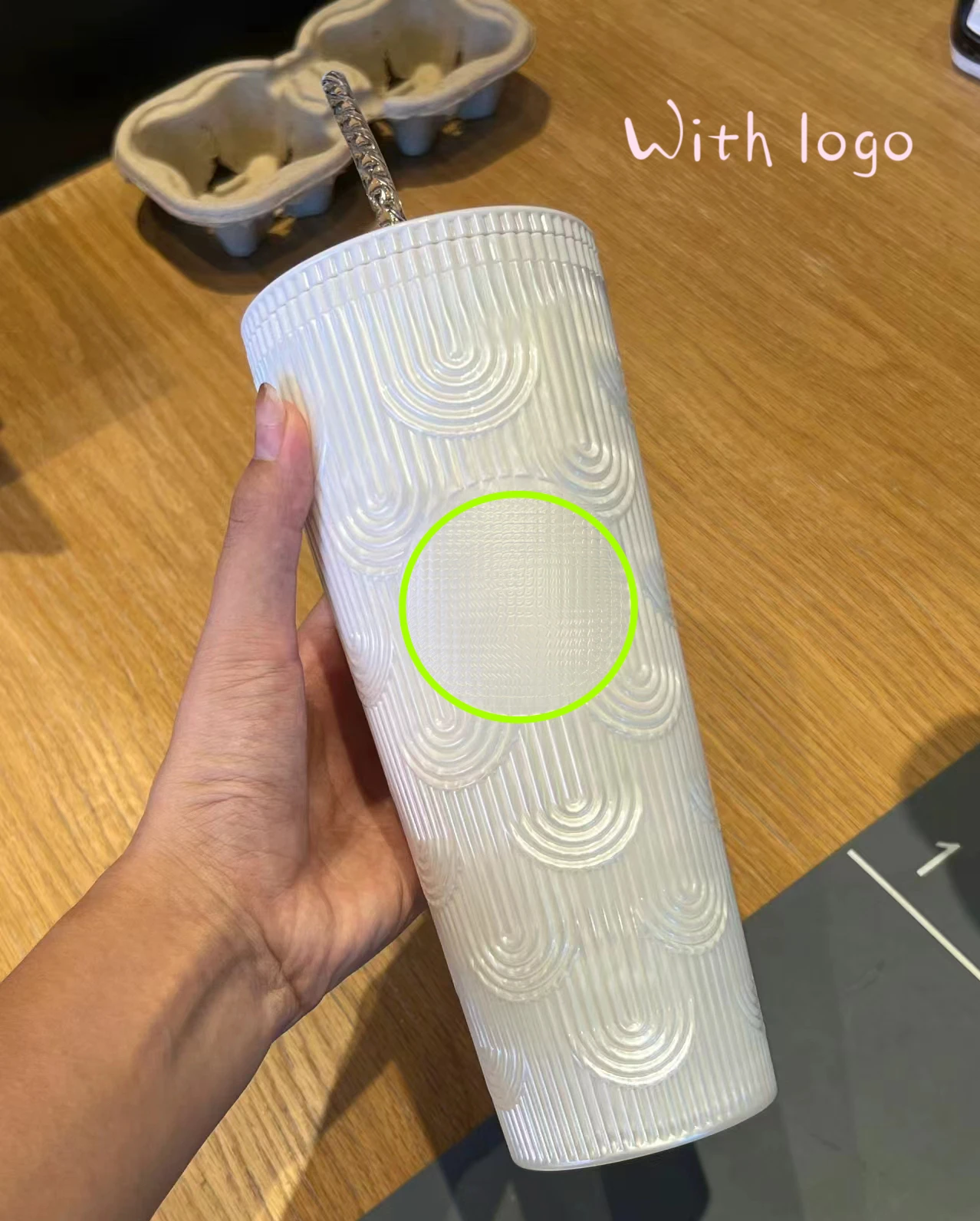 

2024 new internet celebrity mermaid cup 710ml reusable plastic straw cup with logo double-layer coffee cup diamond durian cup