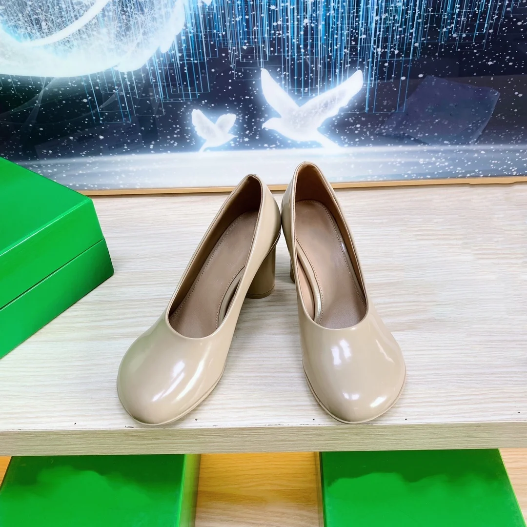 Women's shallow mouthed leather high heel single shoes, flat bottomed comfortable ballet shoes