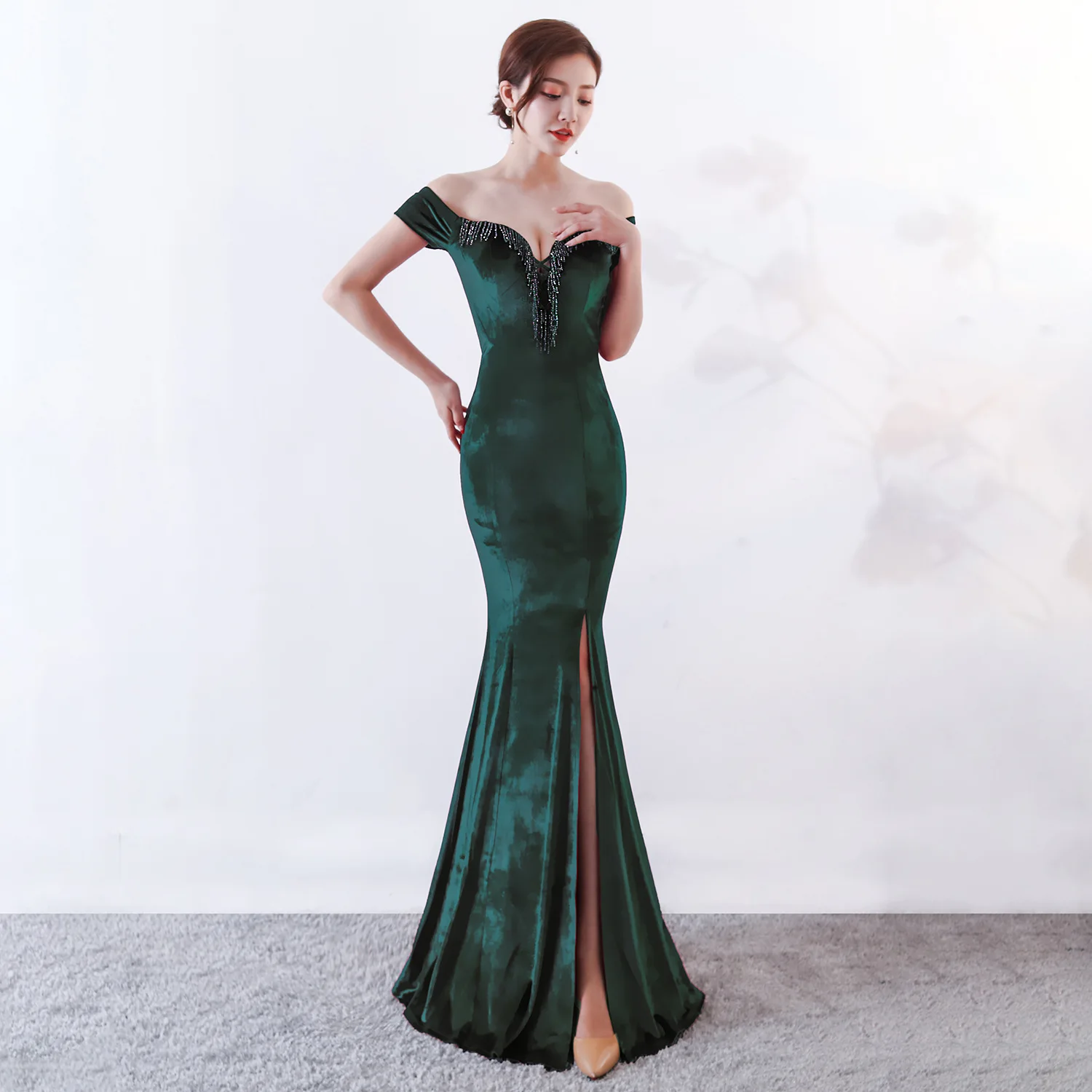 women's formal dresses & gowns Women's Evening Dress Sexy Host Fishtail Skirt Long Velvet Slim Fit Dignified atmosphere prom gowns robe vert émeraude evening wear Evening Dresses