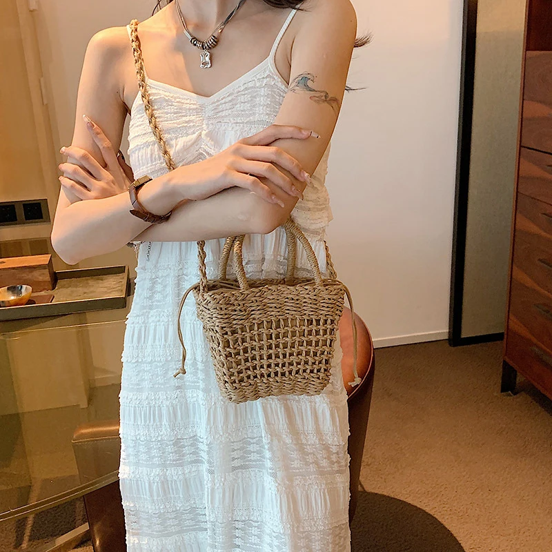 Casual Rattan Women Handbags Wicker Woven Hollow Shoulder Bags Summer Beach Basket Straw Bag Bali Big Purses Large Capacity Tote