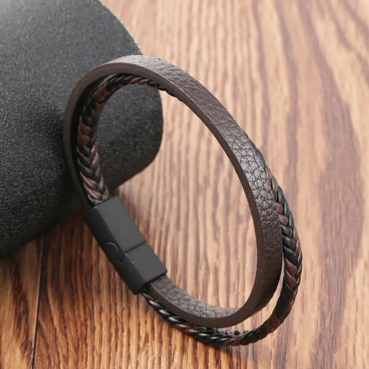 Multi -Style PU Leather Two -Layer Magnetic Bracelet for Men