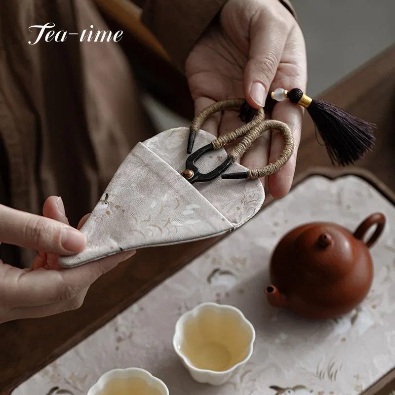 Retro Bamboo Tea Bag Scissors Pure Handmade Cloth Bag Tea Scissors Protector Tassel Chinese Knot Knife Puer Ceremony