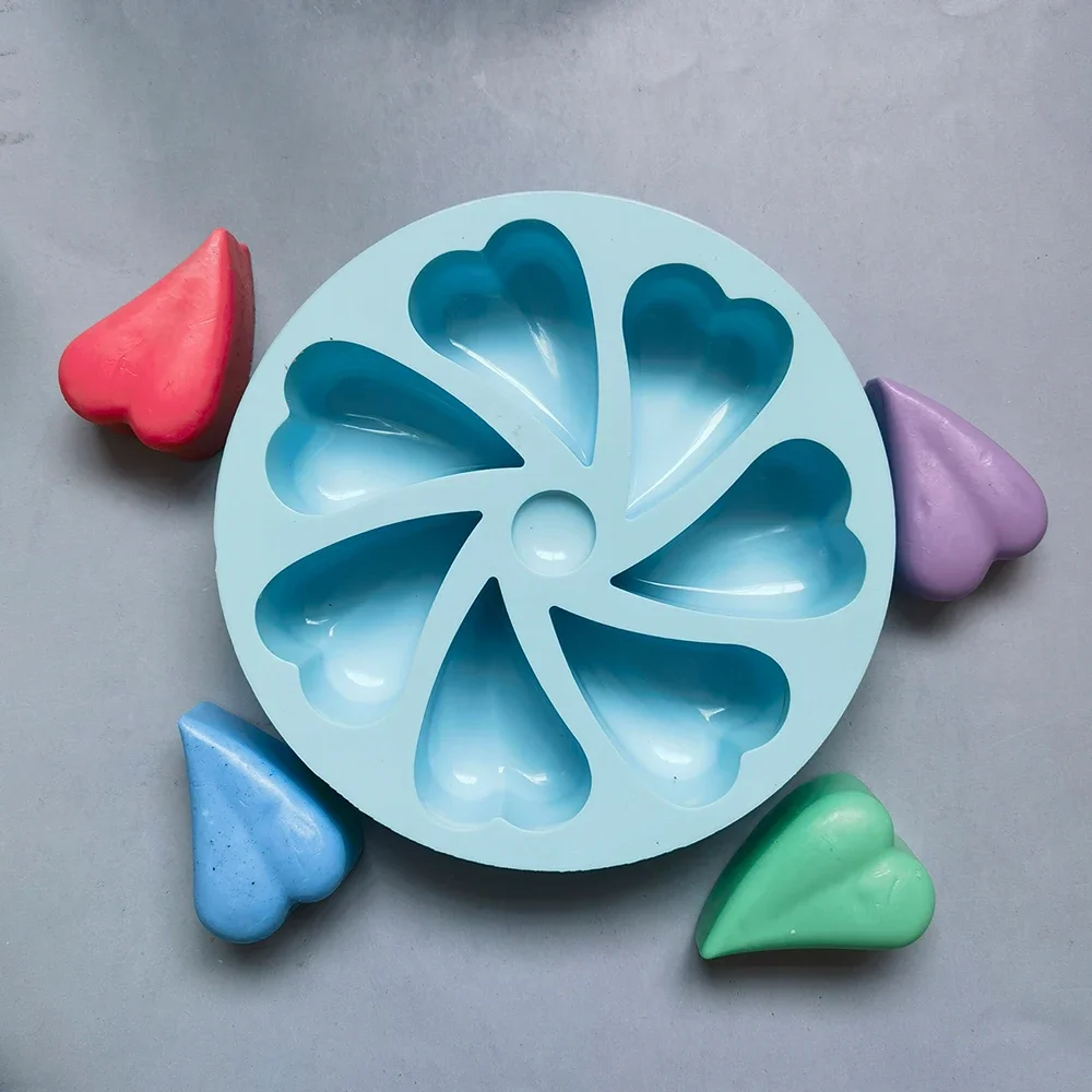 

7 Love Petals Small Cake Silicone Mold 3D Mousse Handmade Pastry Jelly Egg Tart Bread Mold Baking Tool