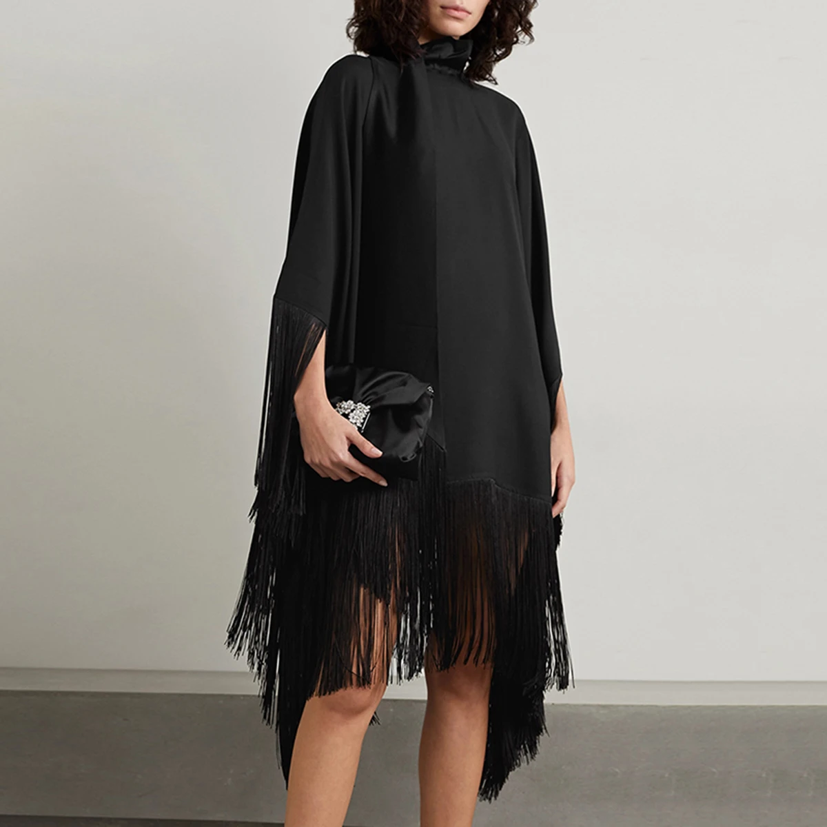 

Yeezzi 2023 New Spring Lack Tassel Loose Fringed High Neckline with A Scarf-Like Panel Solid Color Midi Dress Vestido For Women