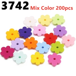 MOC Jungle Garden Building Blocks Set with Trees, Grass, and Flowers (3742 200pcs Mix)