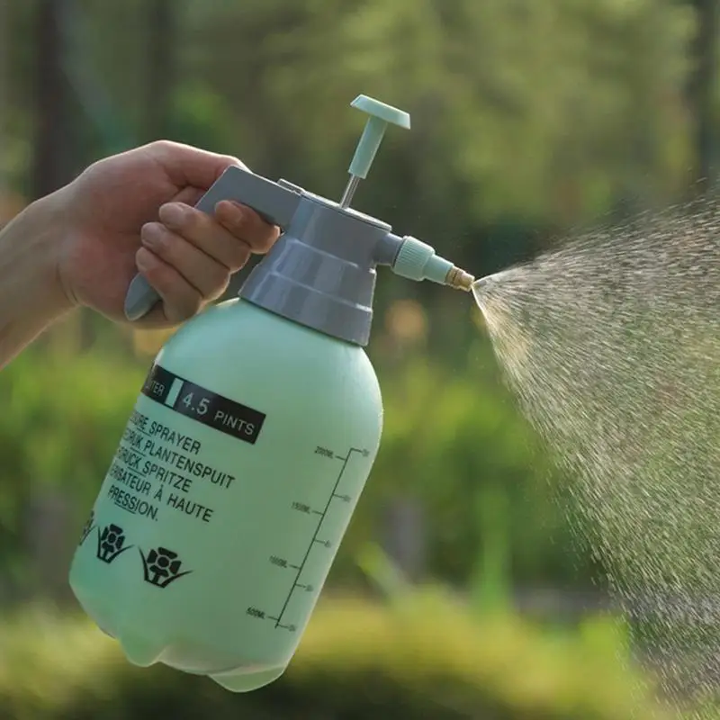 

Ручной садовый распылитель с насосом 2L для газона с удлинителем для газона и садового распылителя