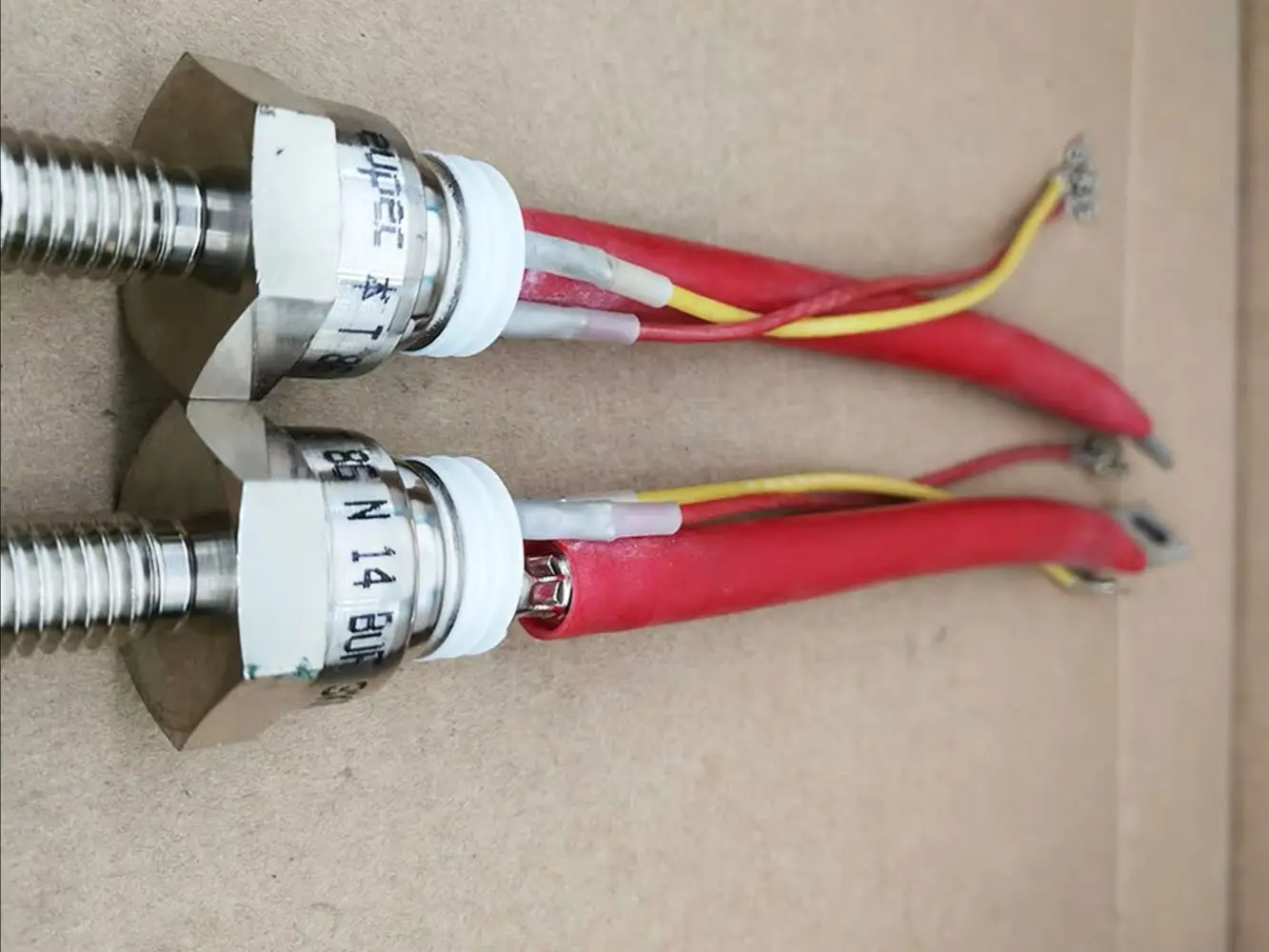 1PCS T86N14 사이리스터 신규