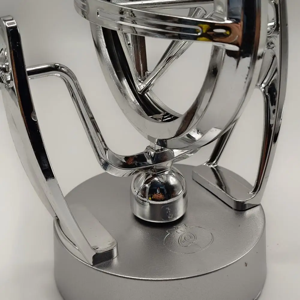 Triangular Perpetual Motion Desk Toy