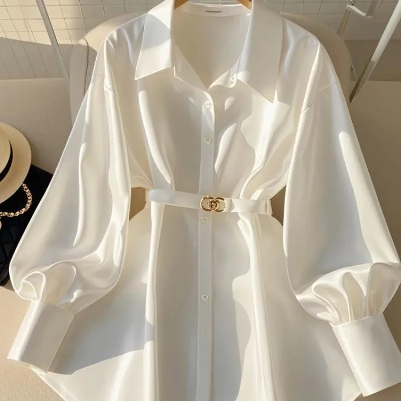 Abbigliamento da donna Camicette bianche di inizio autunno Nuove camicie francesi di fascia alta Camicie bianche dal design di lusso Top stile maturo leggero - immagine 4