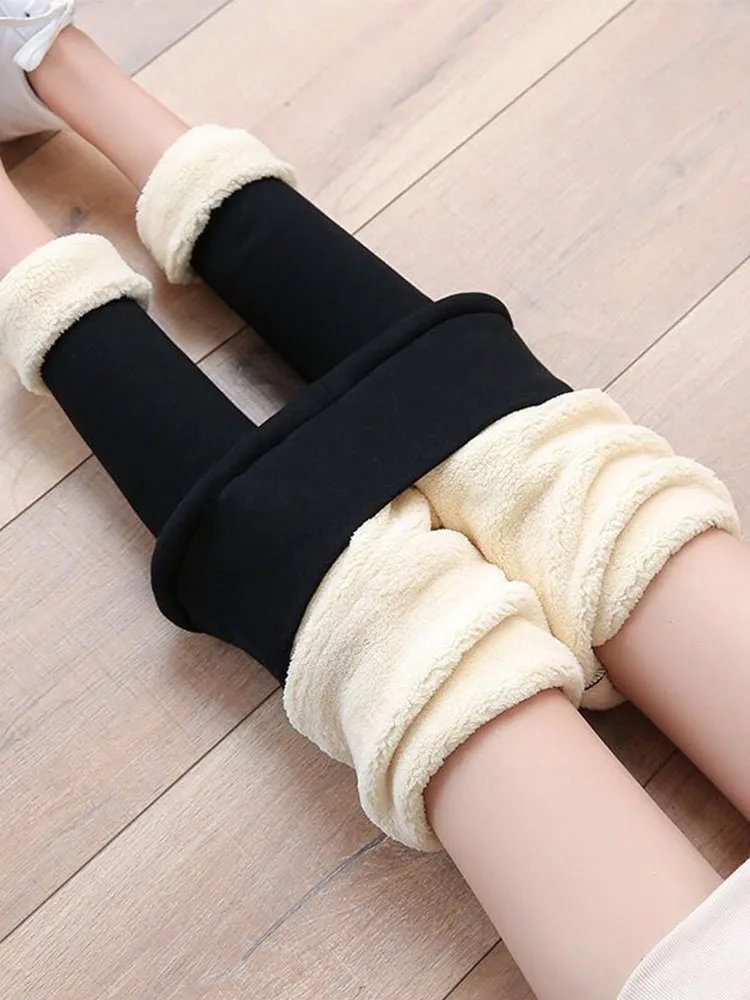 

SVOKOR Women Velvet Leggings Winter Warm Leggings Thick Lamb Wool Pants Cold-Resistant Velvet Black Pants Winter Clothes