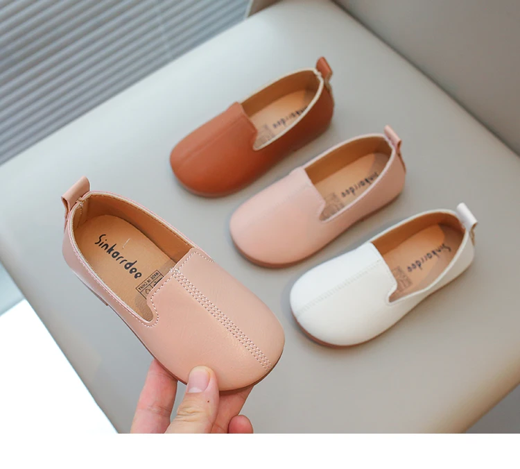 Description Picture 5 of itemToddlers Kids Casual Shoes for Girls Slip-on Leather Flats Moccasins Children Loafers Boys Flats for Wedding Party Soft Classic