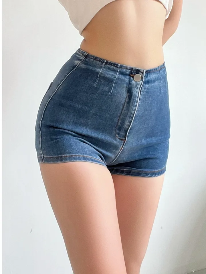 Short en jean plissé taille haute
