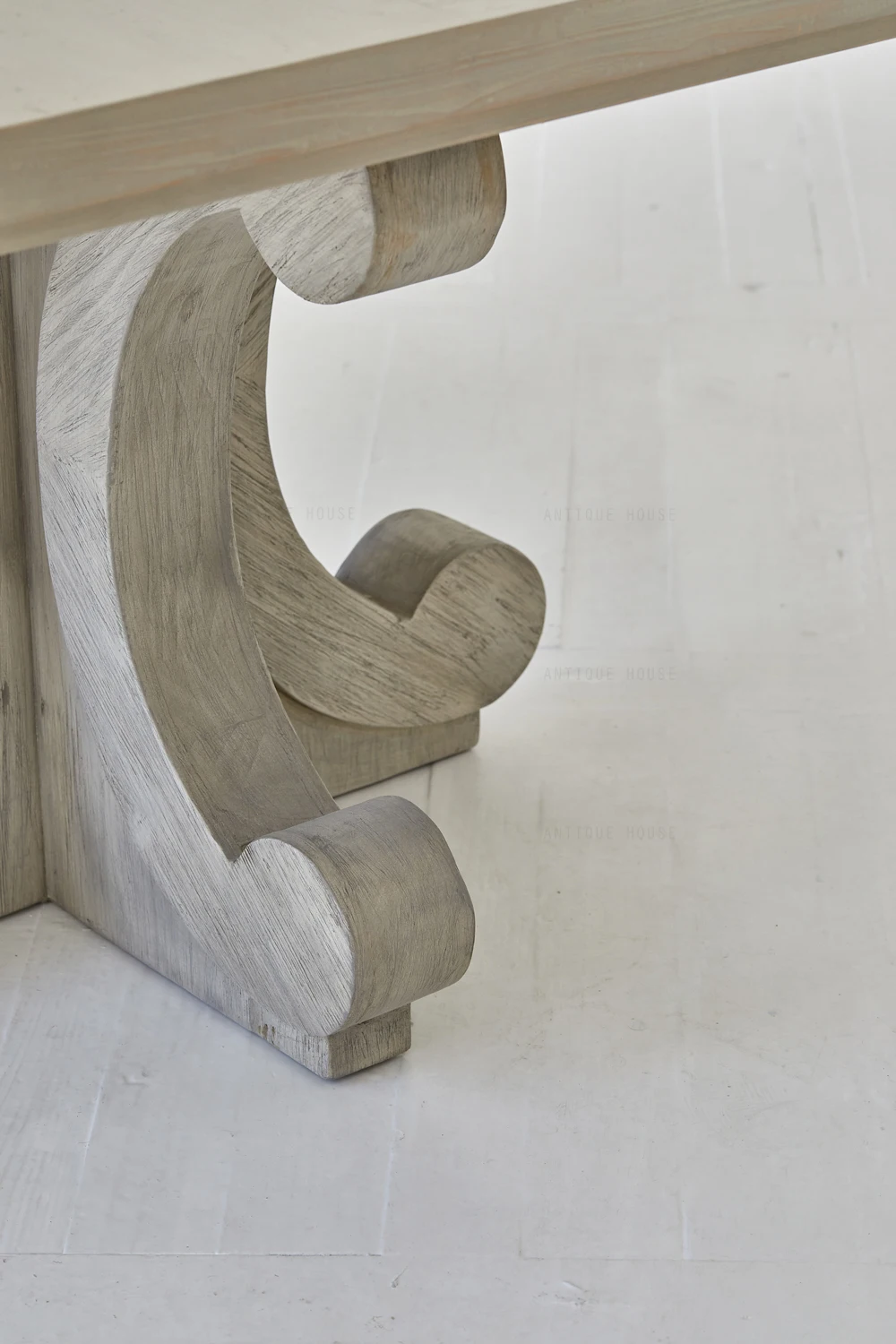 Рисунок 5 - Новая Скандинавская мебель классическая